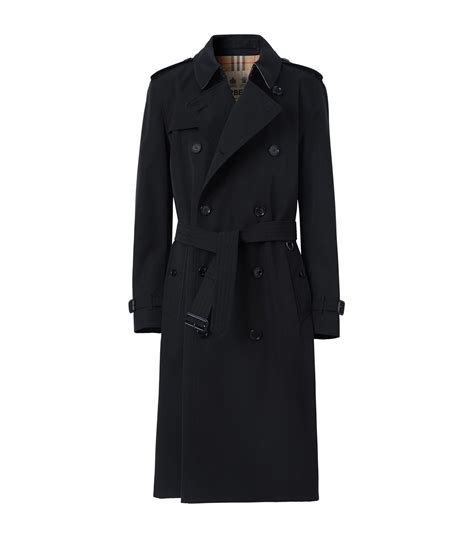 Which Burberry trench coat to buy .